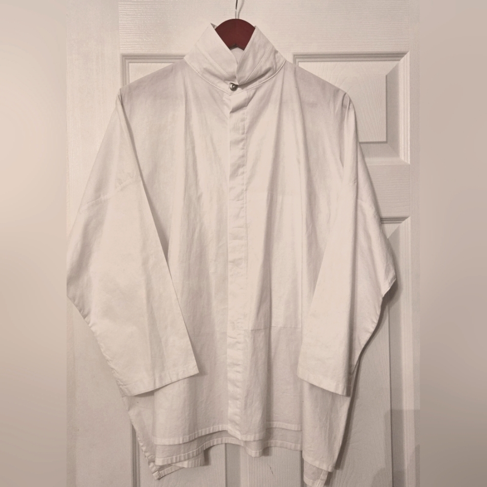 Planet Signature Minimalist White Cotton Shirt OSFM